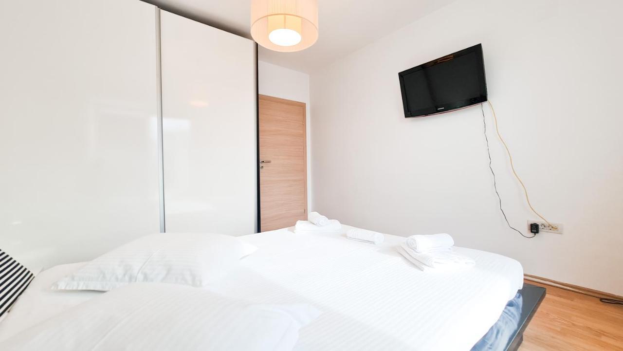 Dor De Mare - Apartments Singapore - Huge Terrace - Seaview - 150M From The Beach ! 那沃达利 外观 照片